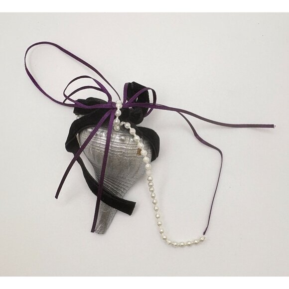 Vintage Silver Tone Conch Shell Christmas Ornament Purple Black Ribbon Accents - Picture 5 of 6